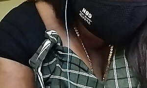 Tamil Chennai aunty showing her body at the office