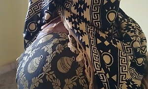 Madurai Aunty hot sex flick part 1- saree removing