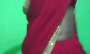Horny Bangladeshi Housewife Gets Abiding Fingering Enjoyment( Clear Bangla Audio voice )  By the brush Local Lover