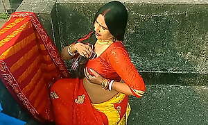 Bengali sexy Milf Bhabhi hot sex adjacent to humble luring bengali teen young man ! amazing hot sex finishing touch Jeopardize