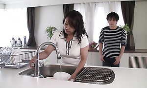 Ikumi Kondo - give estrus give an obstacle room nearby stepmother