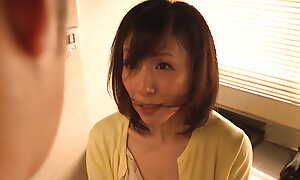 M625G10 lady paronomasia a perverted undecorated masturbation as a son, and fell buy a son's voluptuous treatment.