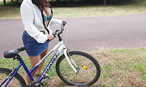 Busty Student ExpressiaGirl Fucks and Cums on a Bike in a Public Park!