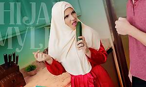 Rion Wants To Bang Krystal, A Recently Widowed Hijab-Wearing Housewife - Hijab MYLFs