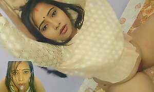 Indian Girlfriend And Fixture Sex in OYO Motor hotel Room (Hindi Audio).