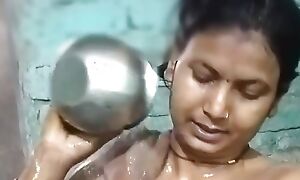 Desi Bhabhi Piss fro Mouth and Enjoy fro Bath