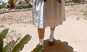 Srilankan school girl pipy outside.srilankan beautiful young girl elbowing her privet area with respect to outside.asian battalion sexy video.