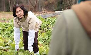 MBM - Too cute aunties - 052