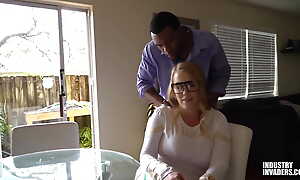 Big Titty Lonely Housewife Desiree De Luca