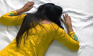 Indian beautiful stepmom fucked by real stepson hardcore pussy fucking with hindi audio Desi Sexual relations Chudai