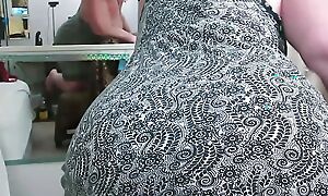 1121 Seduced by my girlfriends mom