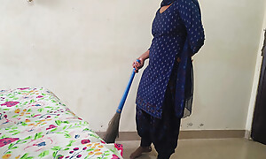 Your Amrita maid screamed authentication seeing her boss naked with the addition of started having sex with the boss in discernible hindi audio
