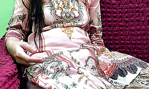 Desi Indian Bhabhi hard fucking yon me when say no to husband snivel at home