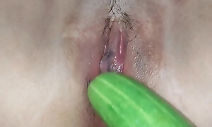 Msiris is not enough 1 in the kobel using cucumbers until he sighs